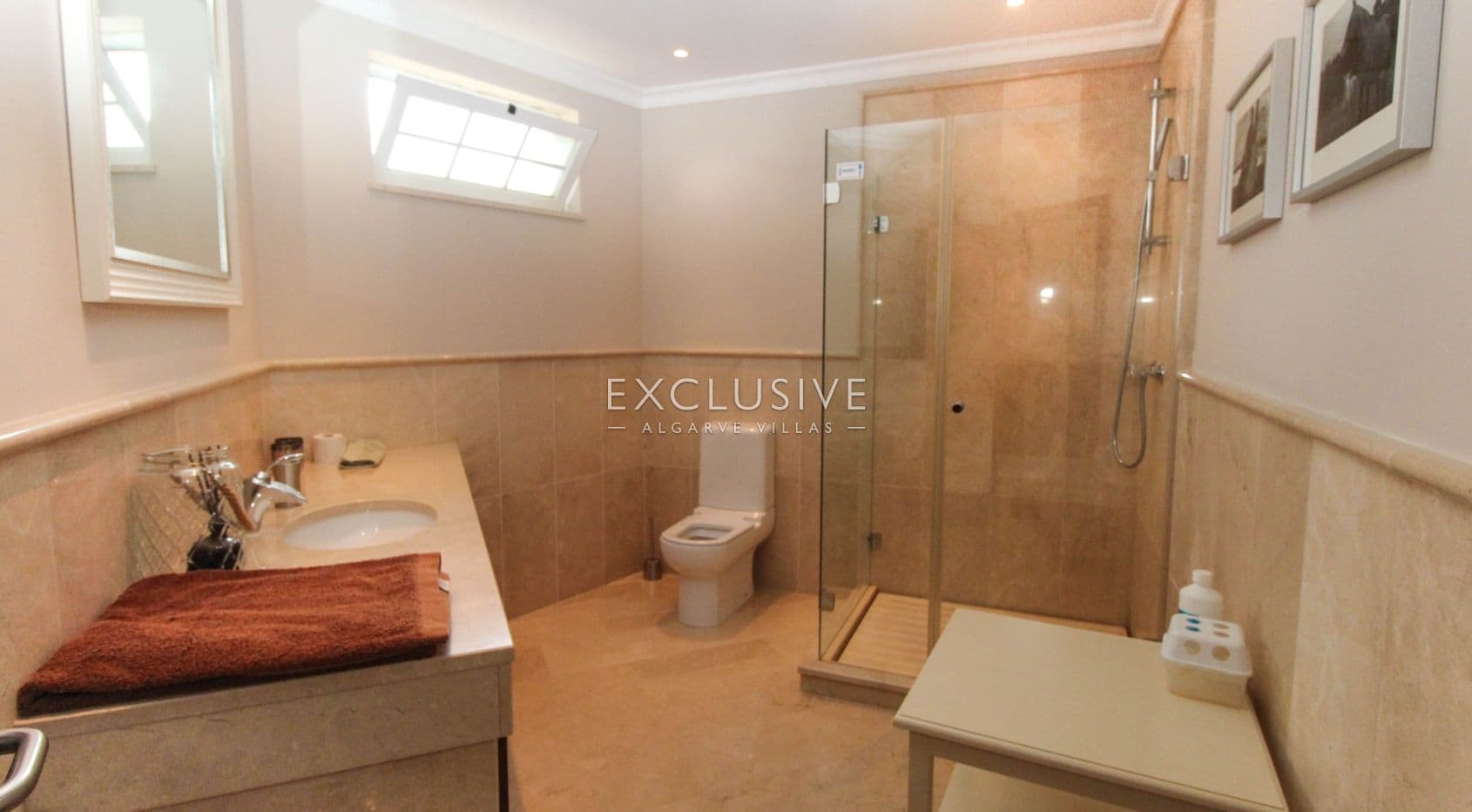 Magnifique Villa avec vue de la Ria Formosa, à la vente à Luz de Tavira