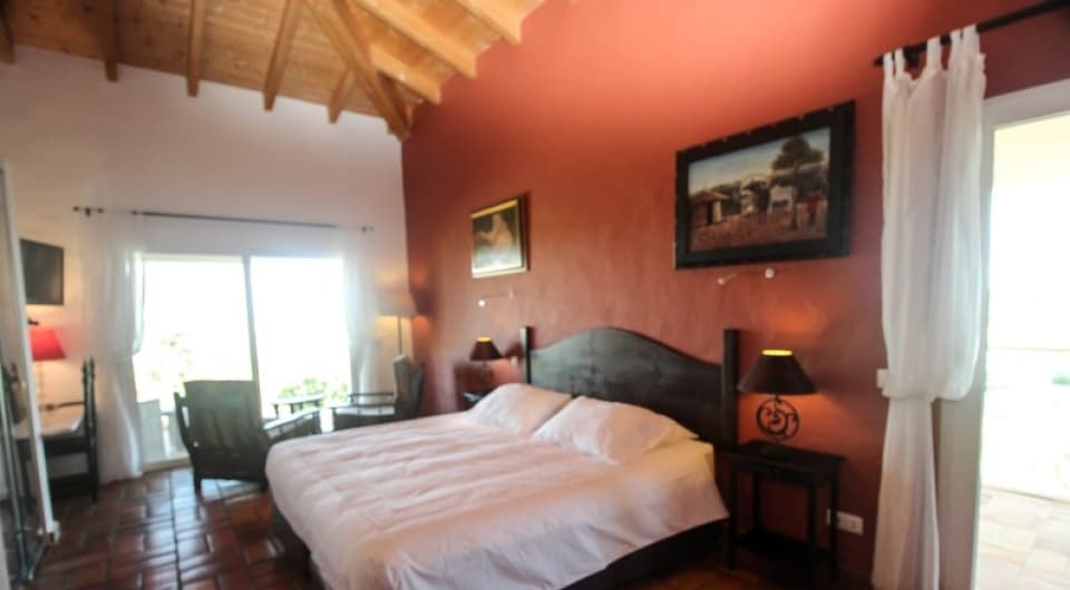Luxurious 6 bedroom estate in Lagos Algarve