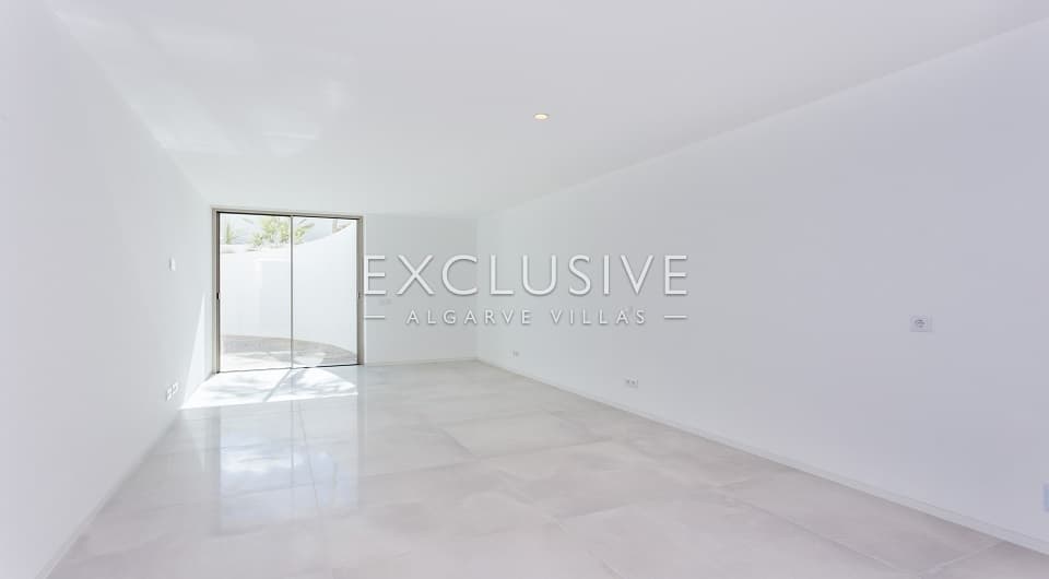 Prachtig ontworpen moderne villa op 400 meter van het strand van Lagos West Algarve