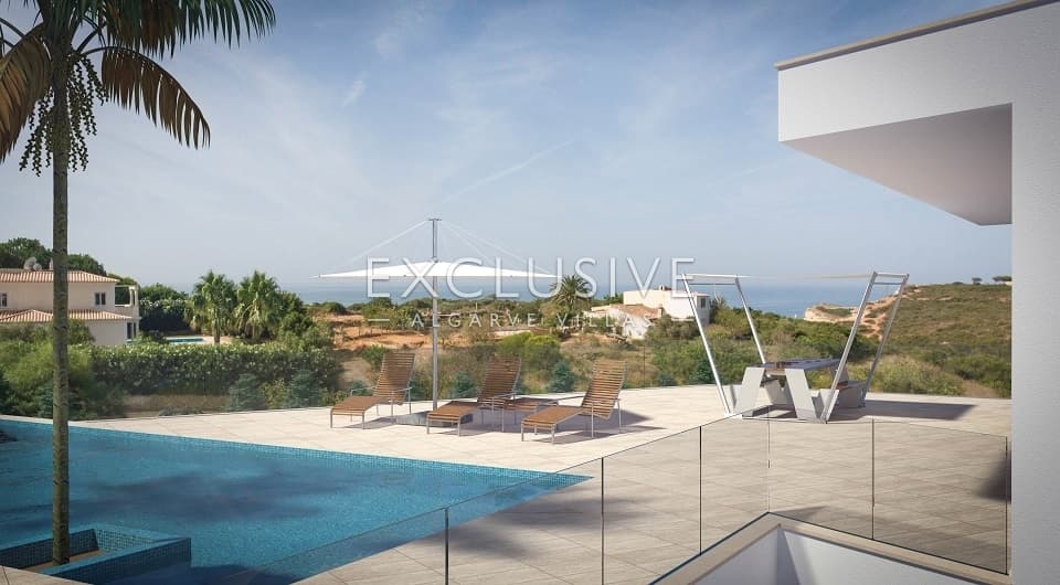 VENDU - Fantastique projet clés en main pour une villa de 4 chambres avec vue sur mer à Carvoeiro
