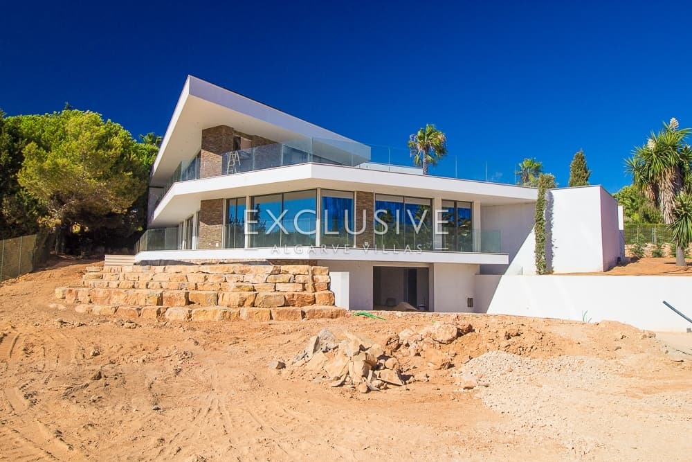 VENDU - Fantastique projet clés en main pour une villa de 4 chambres avec vue sur mer à Carvoeiro