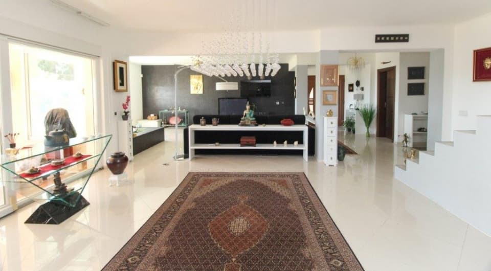 Modern 3 bedroom Villa walking distance to beach, Carvoeiro, Algarve