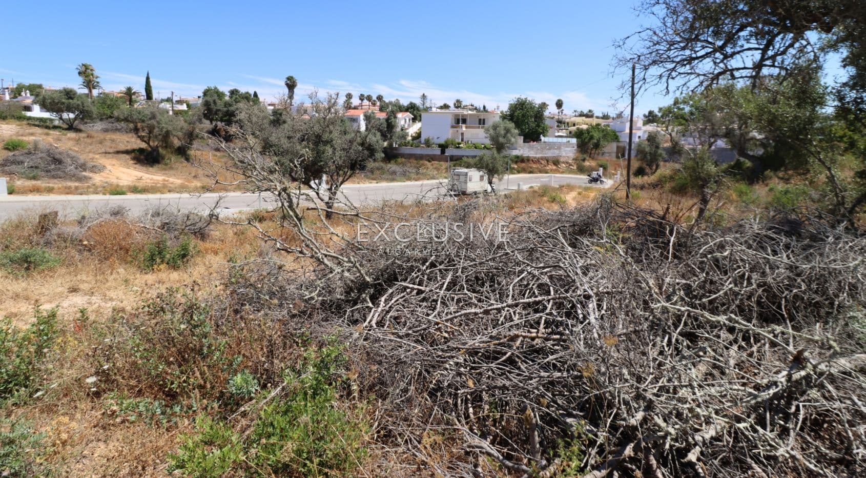 Plot in new urbanization by Presa da Moura, Carvoeiro