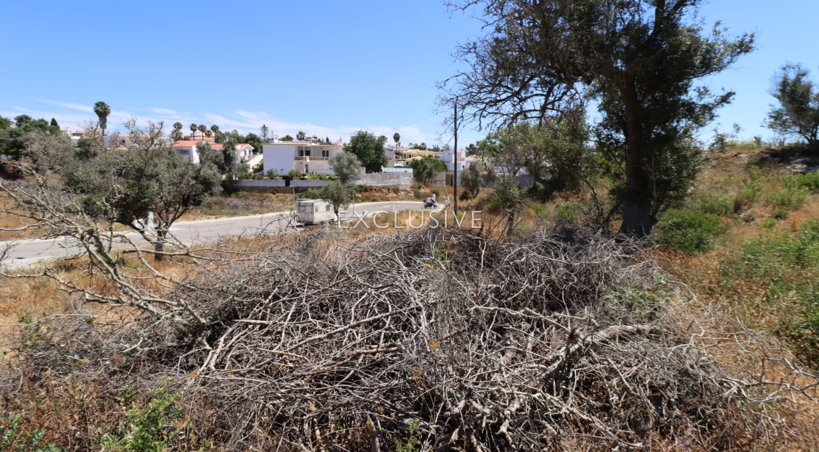 Plot in new urbanization by Presa da Moura, Carvoeiro