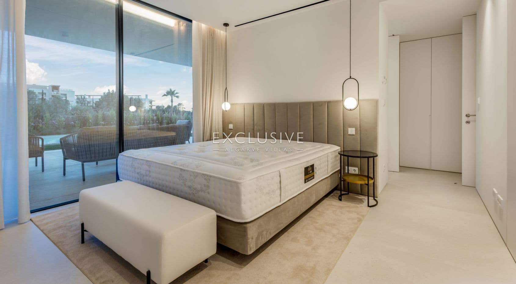 Buy luxury 3 Bedroom contemporary penthouse in Vilamoura with golf and ocean views