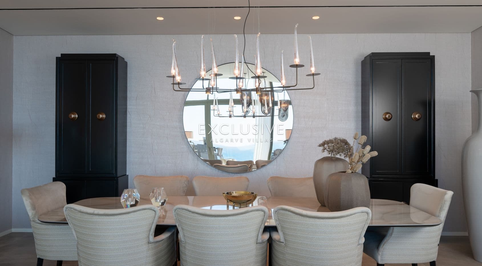 Luxuriöses Penthouse mit 3 Schlafzimmern direkt am Meer in Albufeira, Algarve