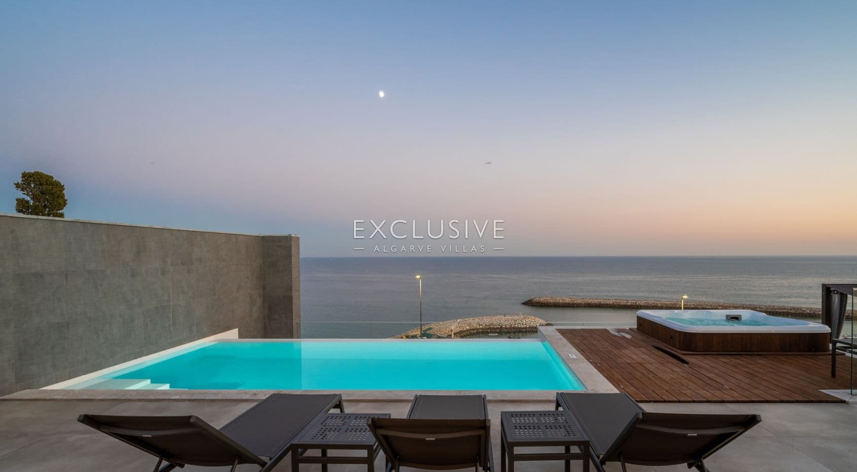Luxuriöses Penthouse mit 3 Schlafzimmern direkt am Meer in Albufeira, Algarve