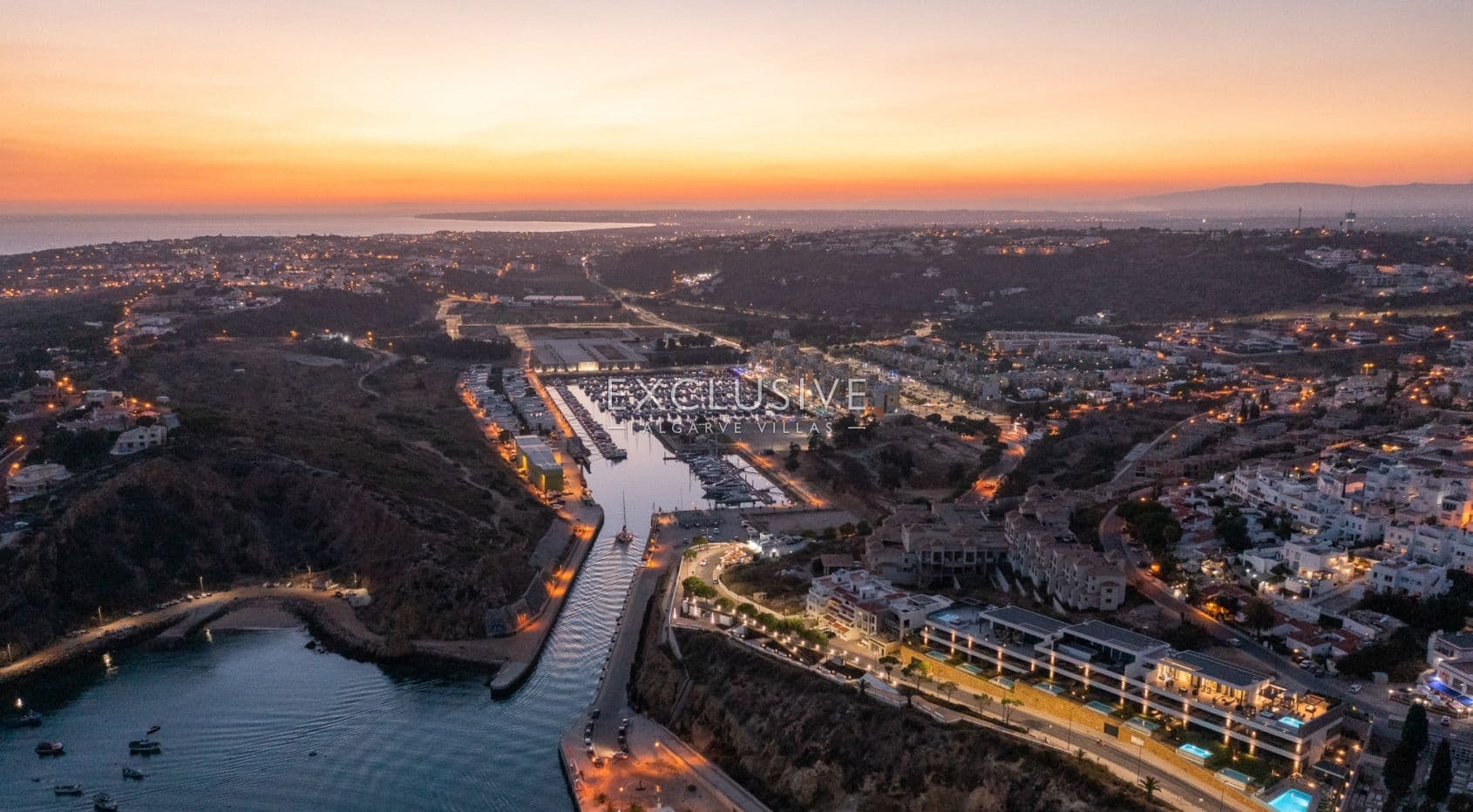 Luxuriöses Penthouse mit 3 Schlafzimmern direkt am Meer in Albufeira, Algarve