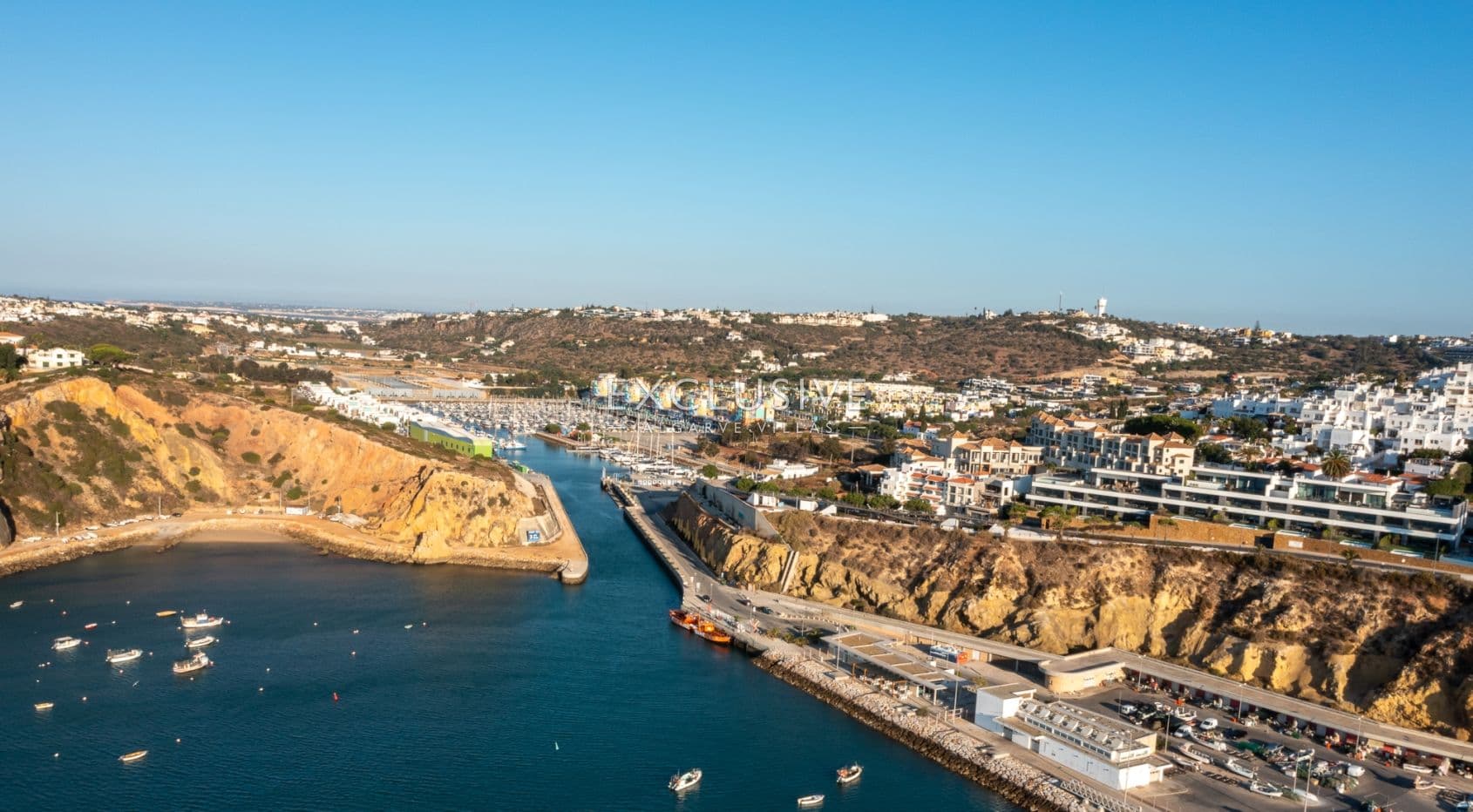 Luxuriöses Penthouse mit 3 Schlafzimmern direkt am Meer in Albufeira, Algarve