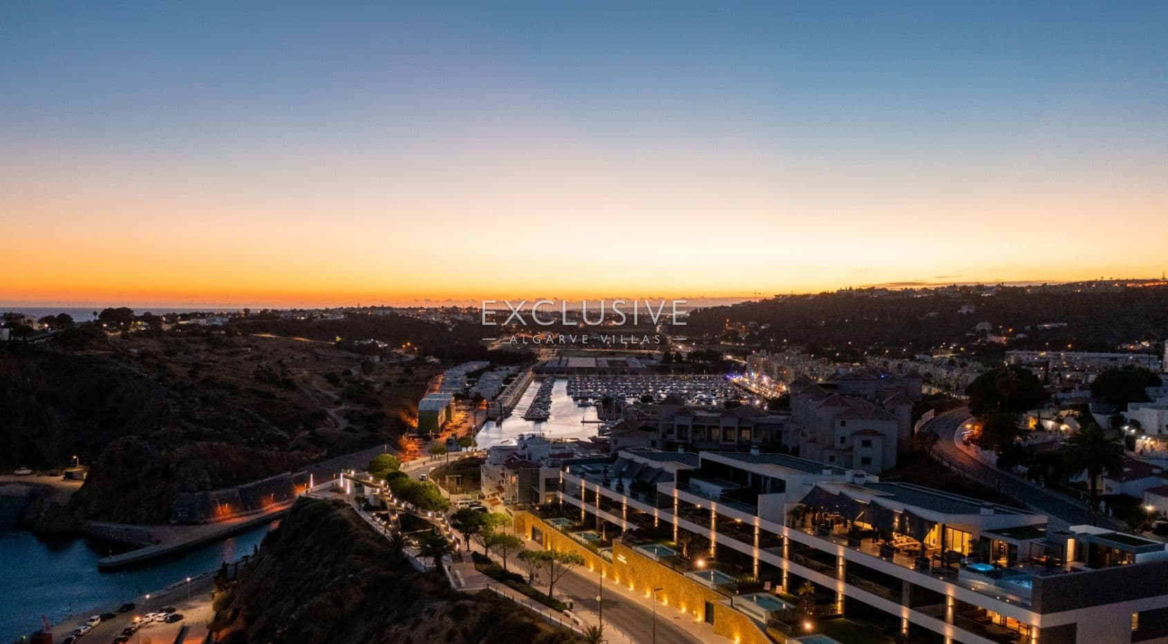 Luxuriöses Penthouse mit 3 Schlafzimmern direkt am Meer in Albufeira, Algarve