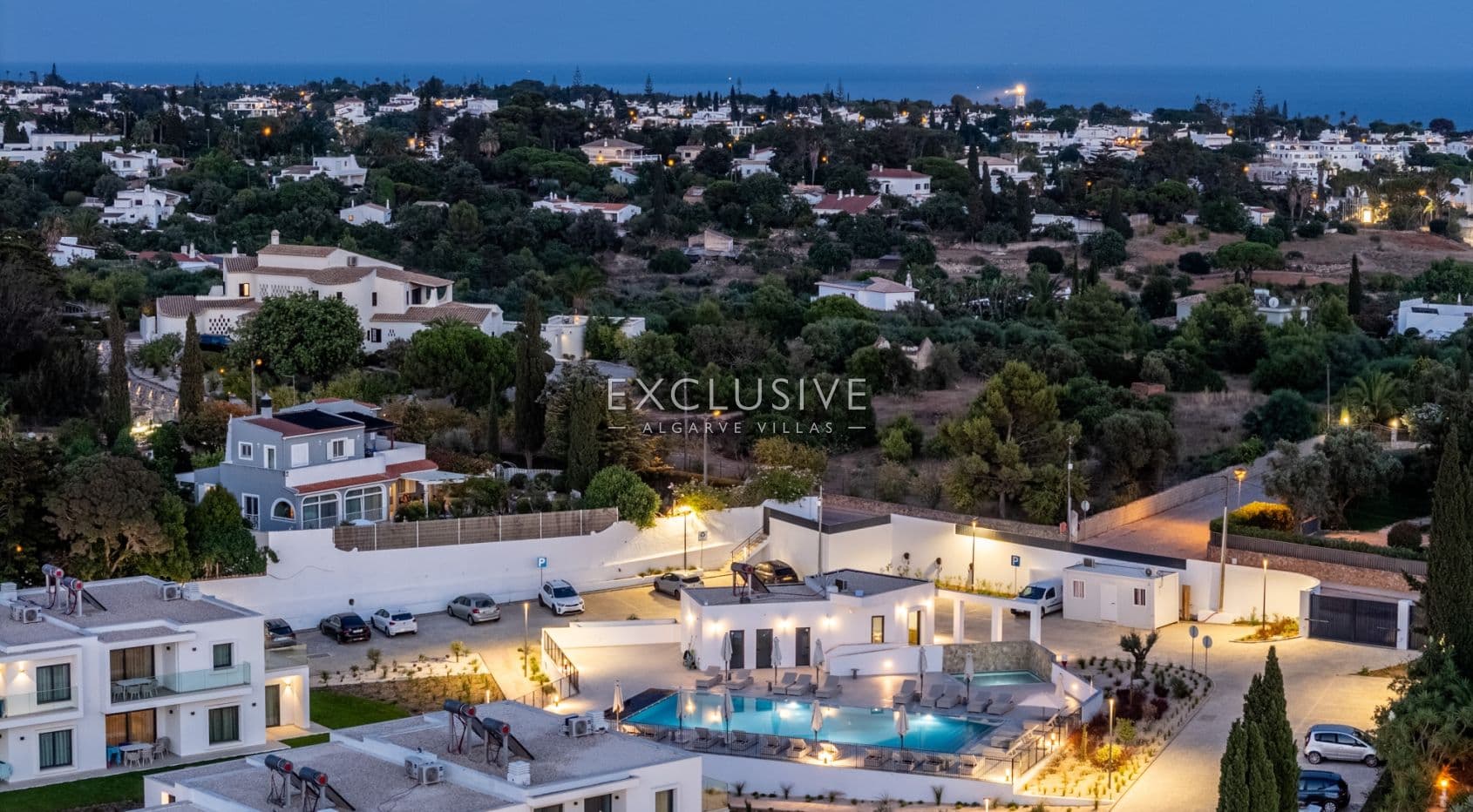 2 bedroom apartments in Carvoeiro centre near the beach, investment opportunity