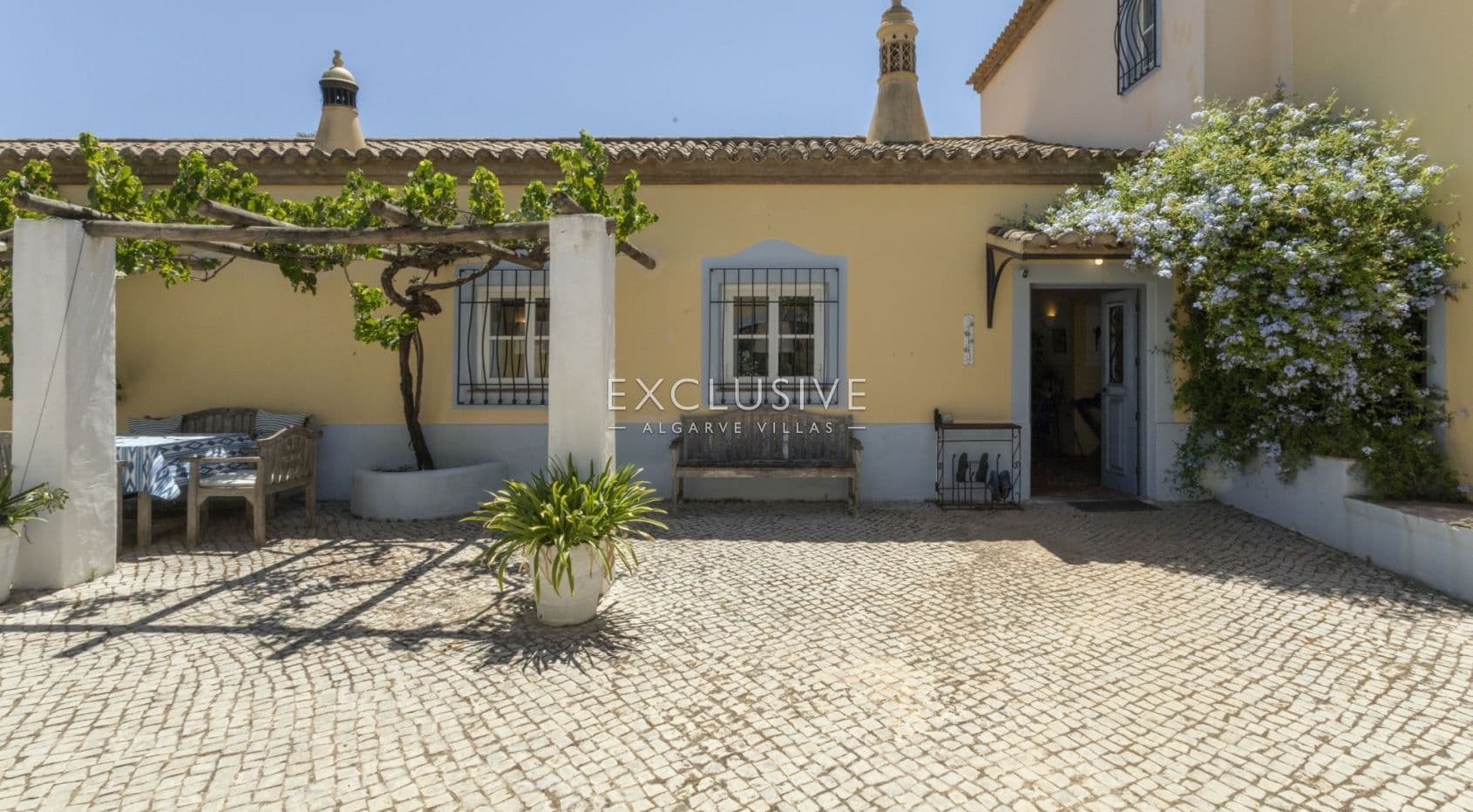 Charming 4+1 bedroom "Quinta" Paderne, Albufeira