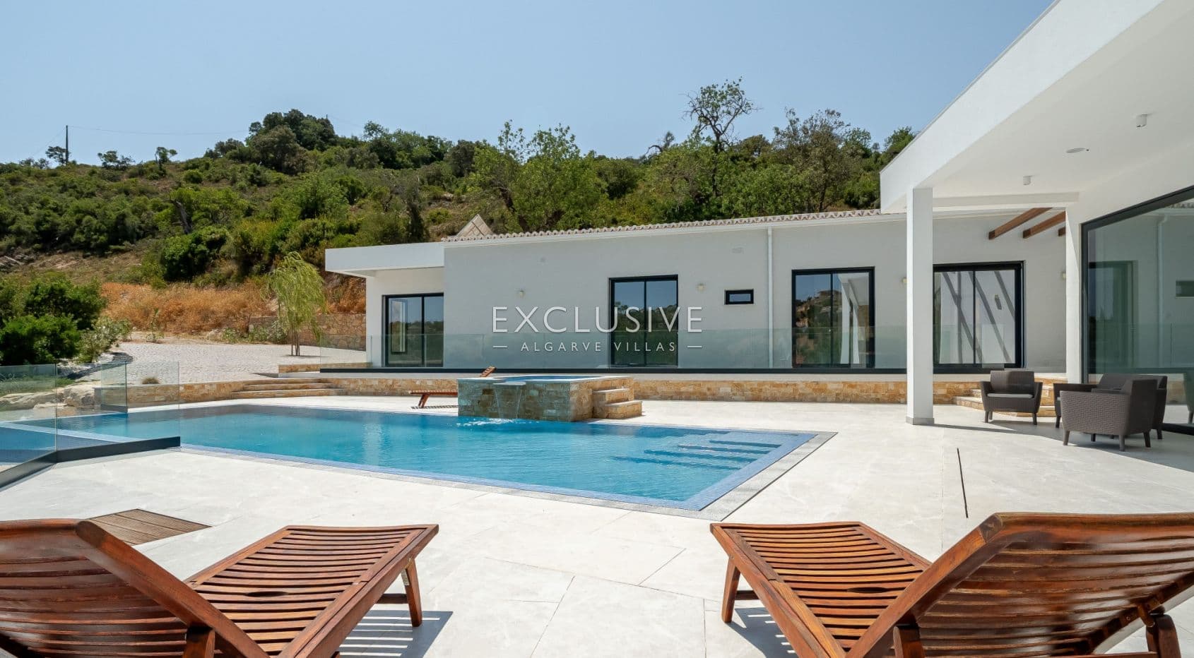 Brandneue moderne Luxusvilla in Loulé, Algarve-2