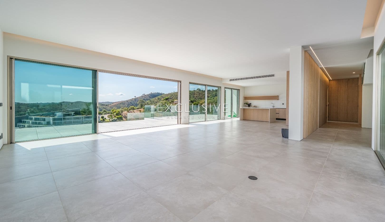 New luxurious villa, with elevator and seaviews in Caldas de Monchique, Algarve
