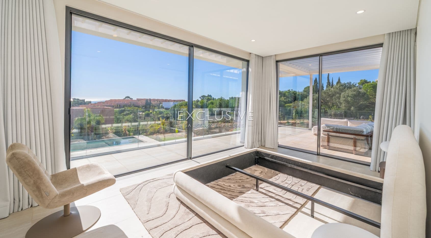 Buy 4 bedroom contemporary villa with golf and ocean views on Palmares golf course Lagos Algarve
