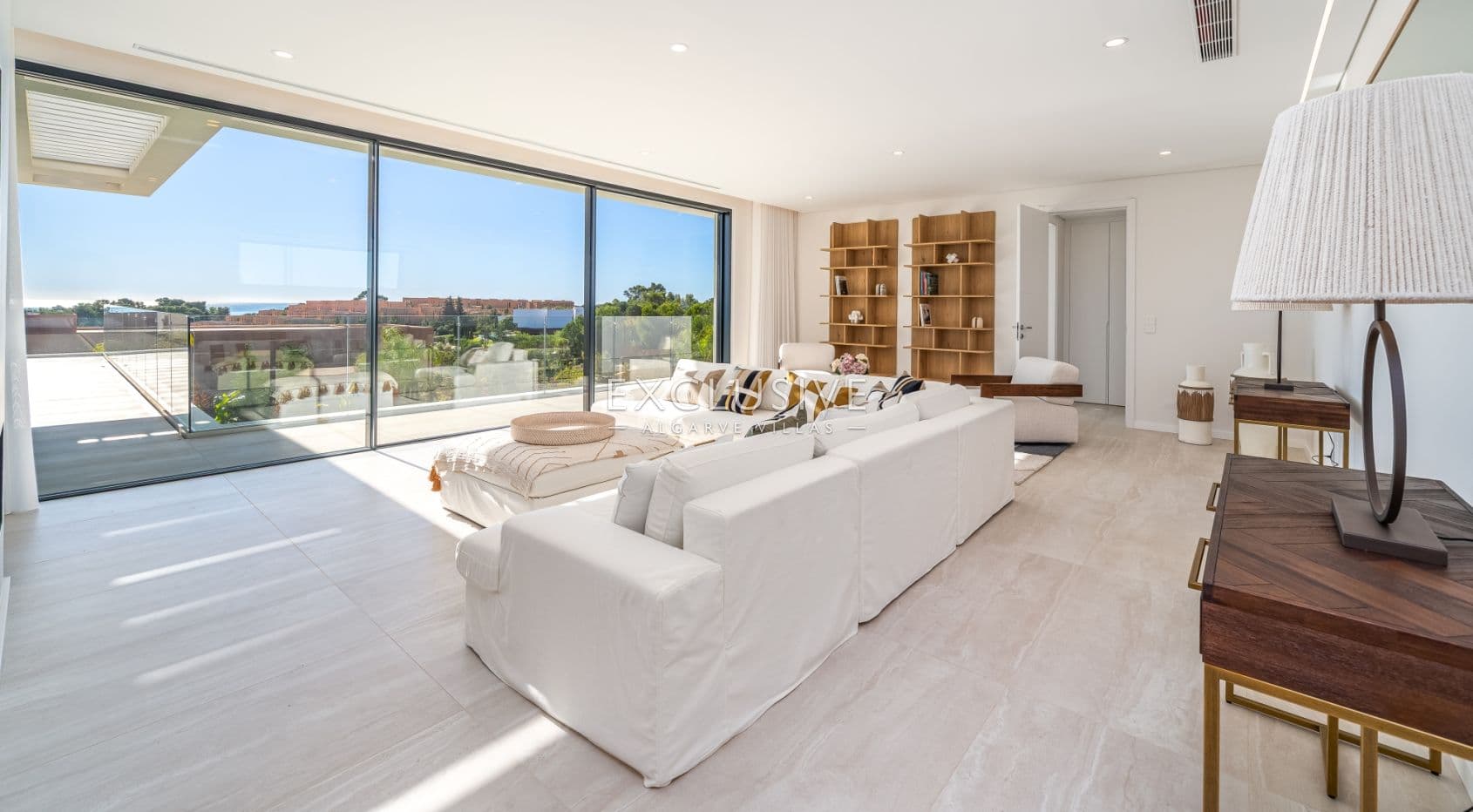 Buy 4 bedroom contemporary villa with golf and ocean views on Palmares golf course Lagos Algarve