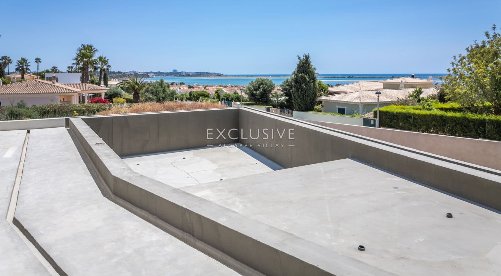 Contemporary luxury Mediterranean villa with stunning sea views in Lagos, Algarve