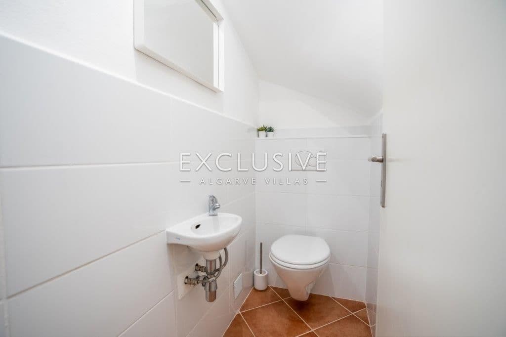 4 bedroom townhouse in the Lagos Historical centre, Algarve