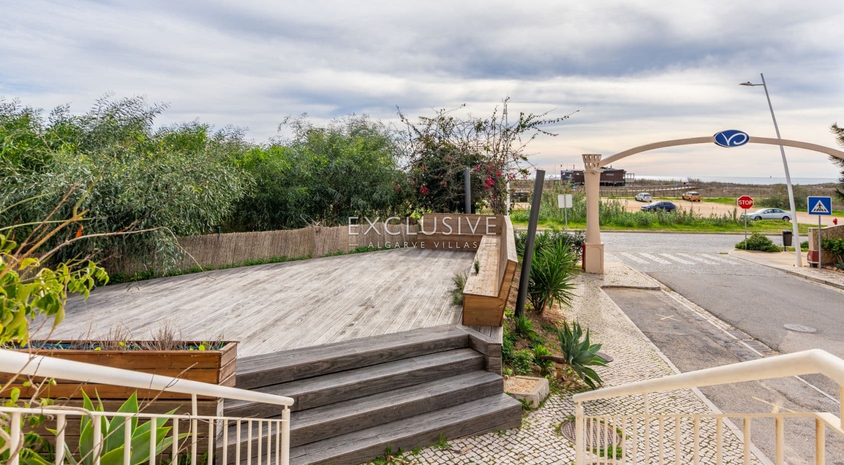 Exceptional Beachfront Property in Meia Praia, Lagos, Algarve
