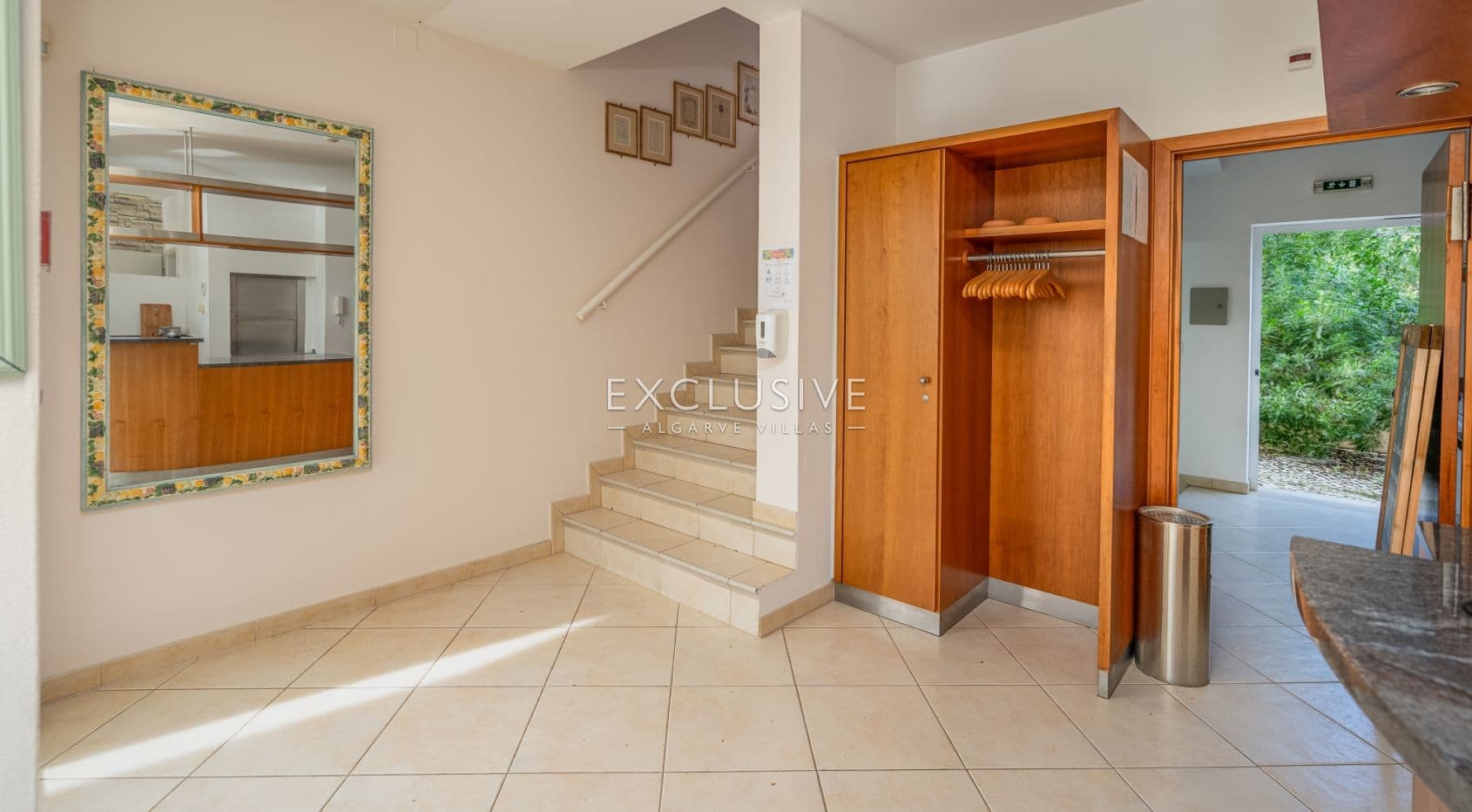 Exceptional Beachfront Property in Meia Praia, Lagos, Algarve