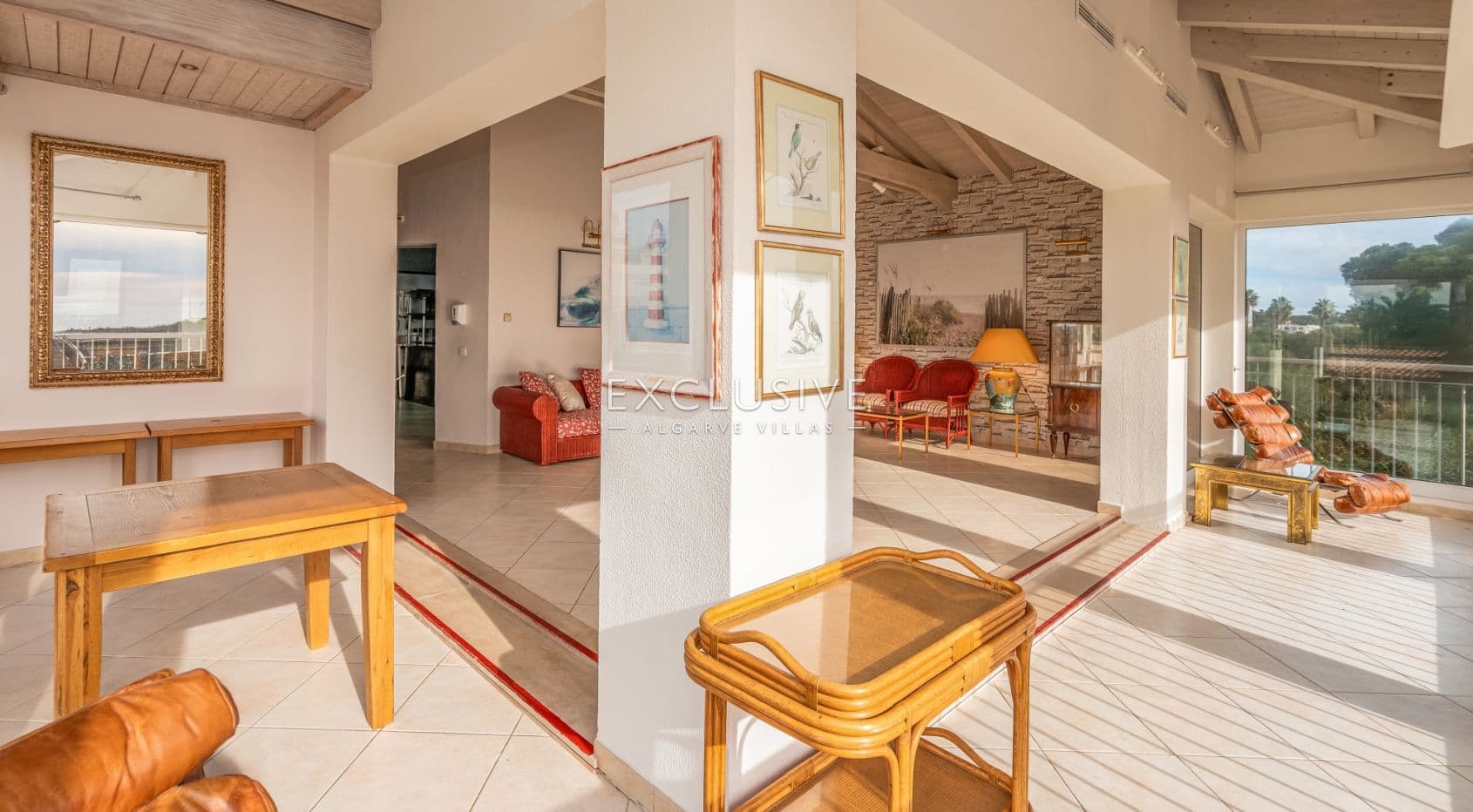 Exceptional Beachfront Property in Meia Praia, Lagos, Algarve