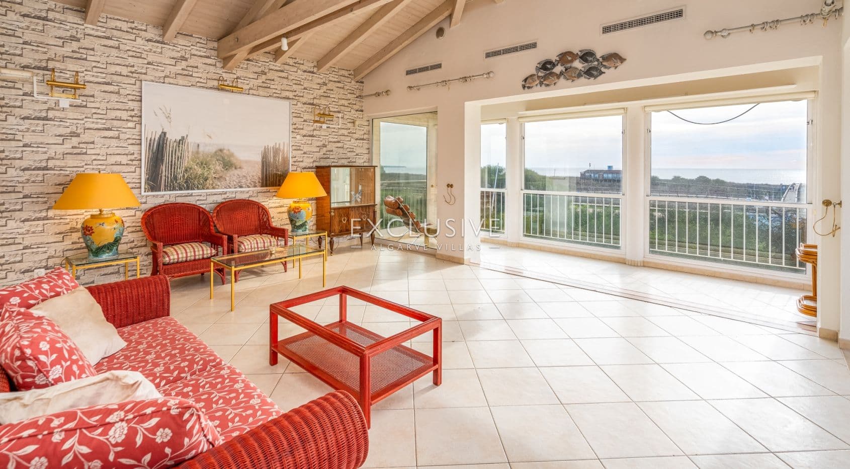 Exceptional Beachfront Property in Meia Praia, Lagos, Algarve