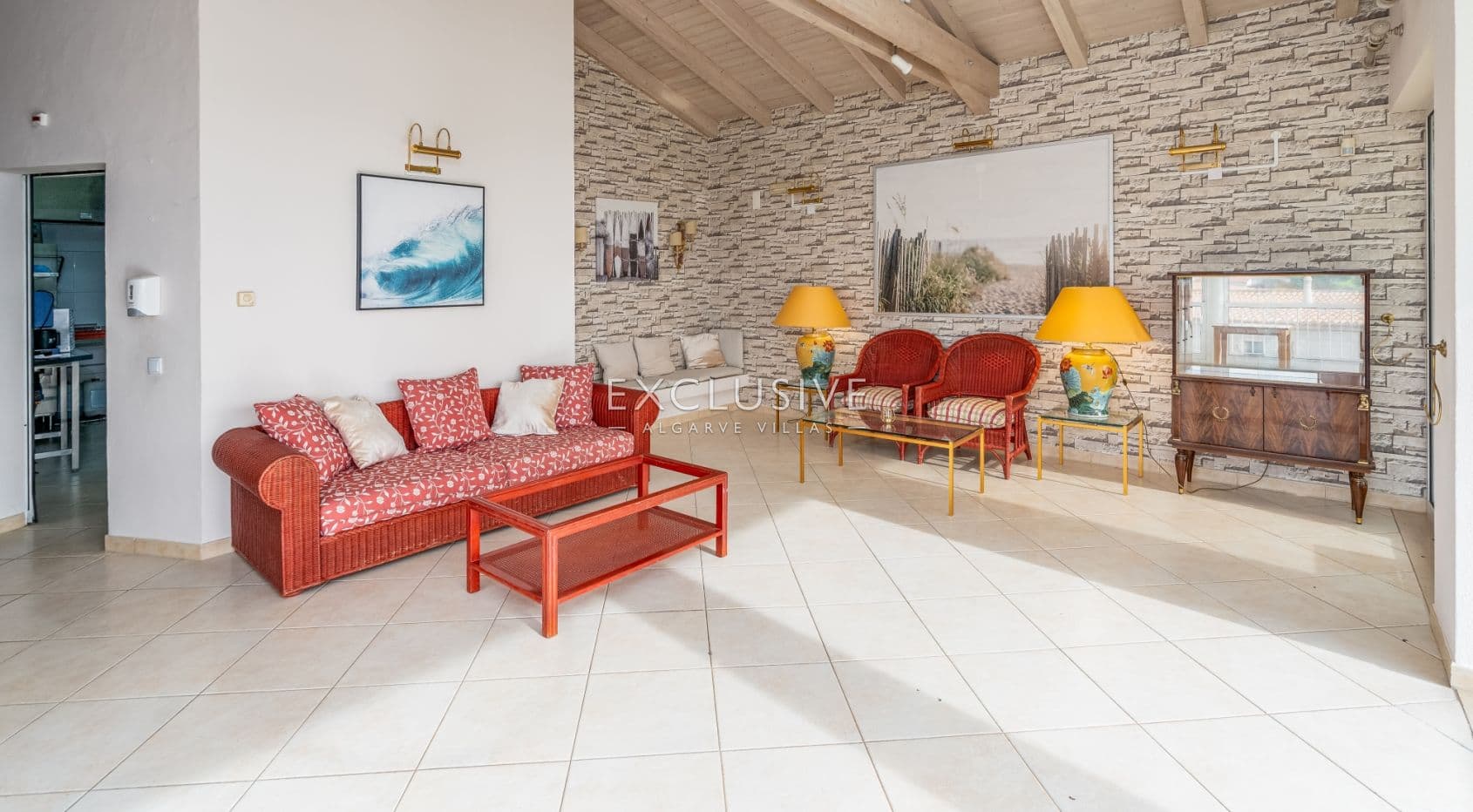 Exceptional Beachfront Property in Meia Praia, Lagos, Algarve