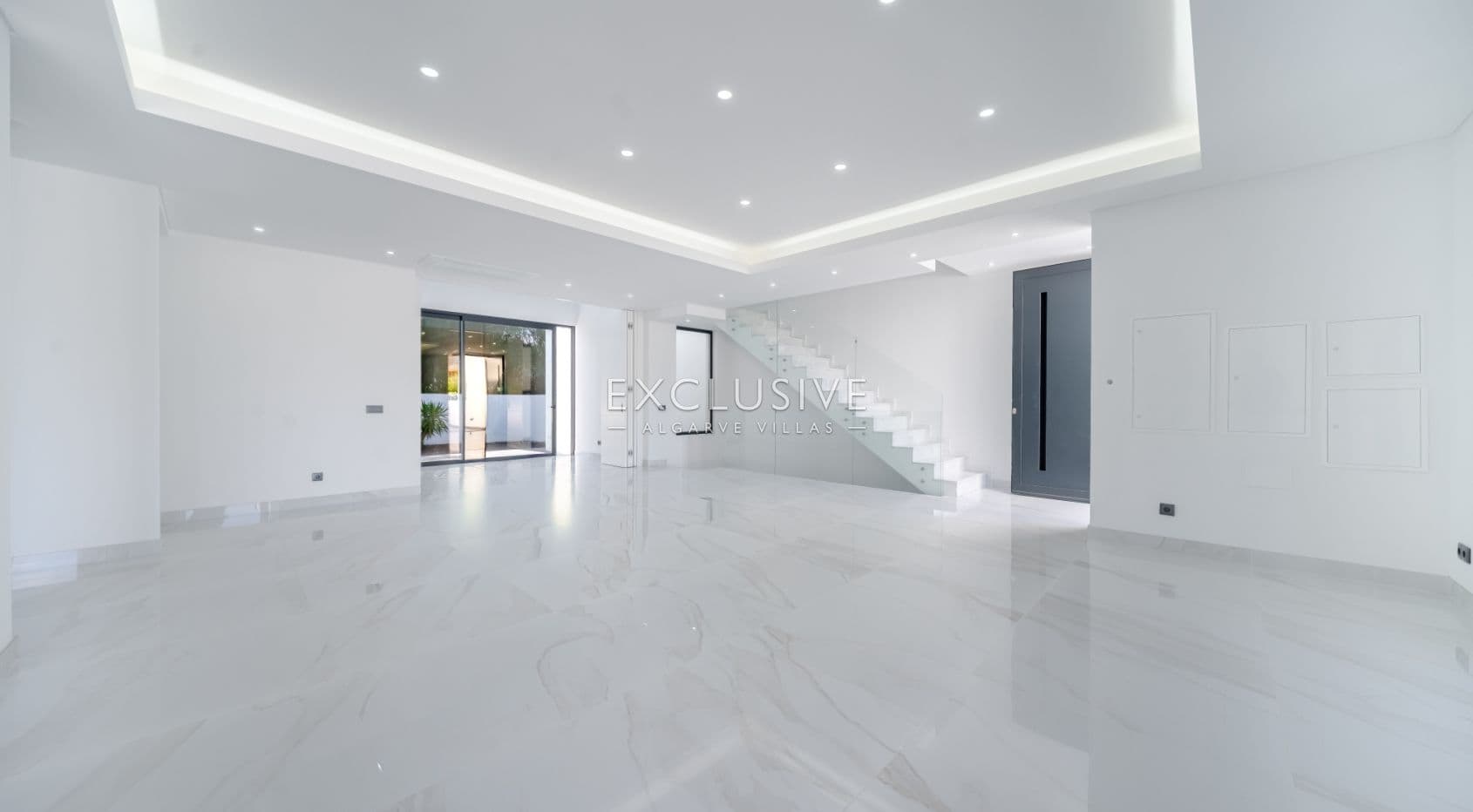 Buy a Brand New 3 Bedroom Modern Villa in Well-Sought After Vilamoura