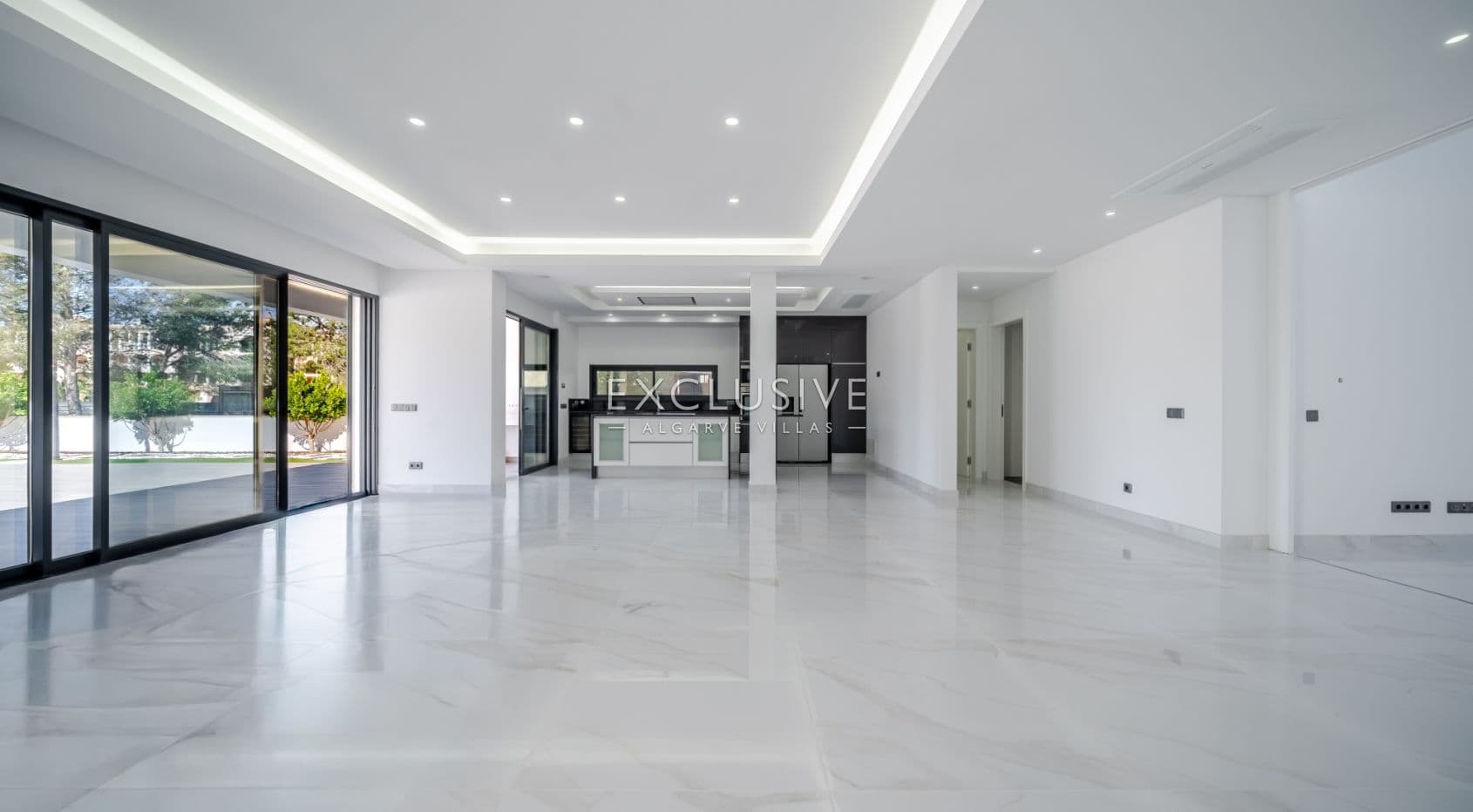 Buy a Brand New 3 Bedroom Modern Villa in Well-Sought After Vilamoura