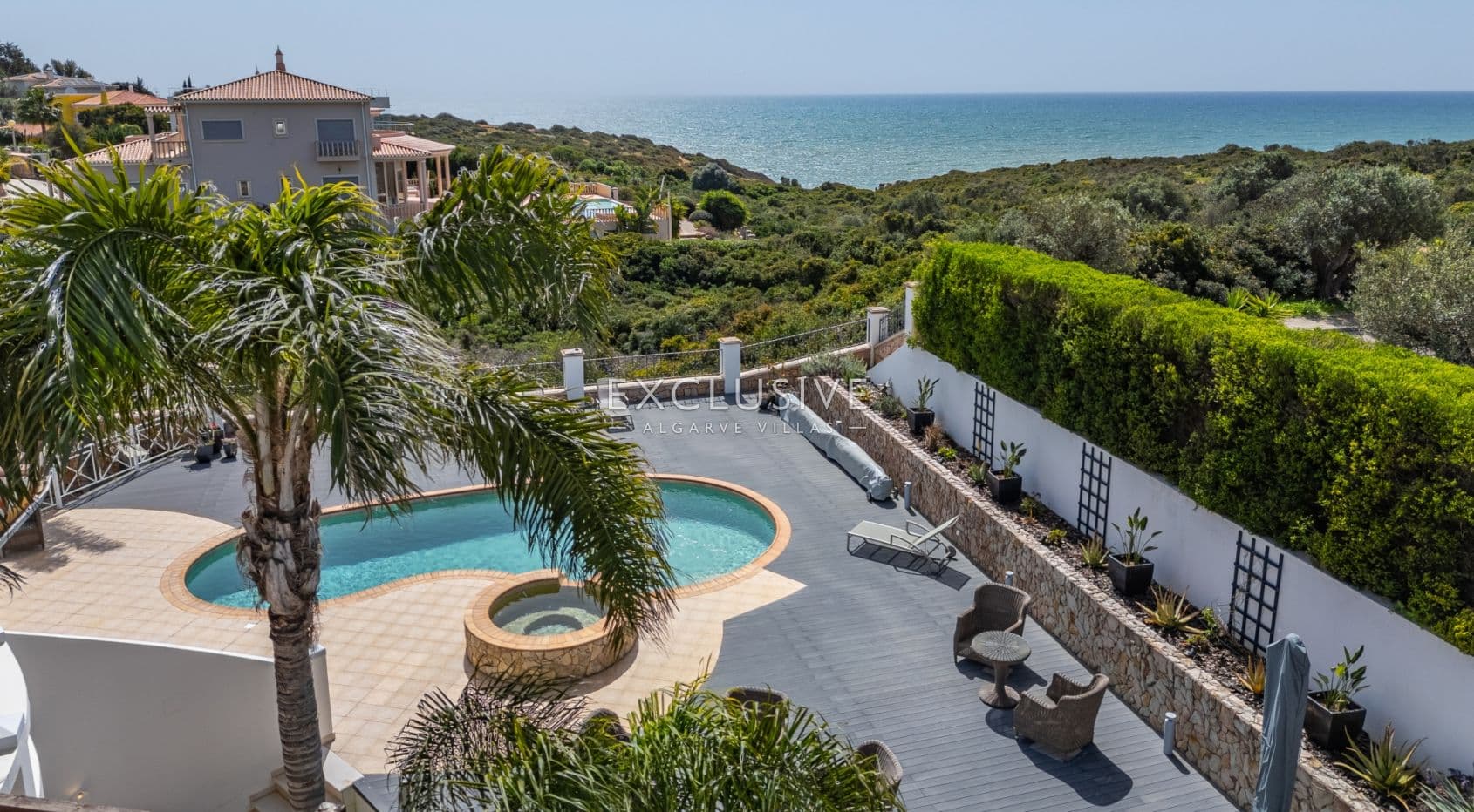 4+3 slaapkamer eerste lijn oceaan villa met klif en uitzicht op zee Carvoeiro, Algarve
