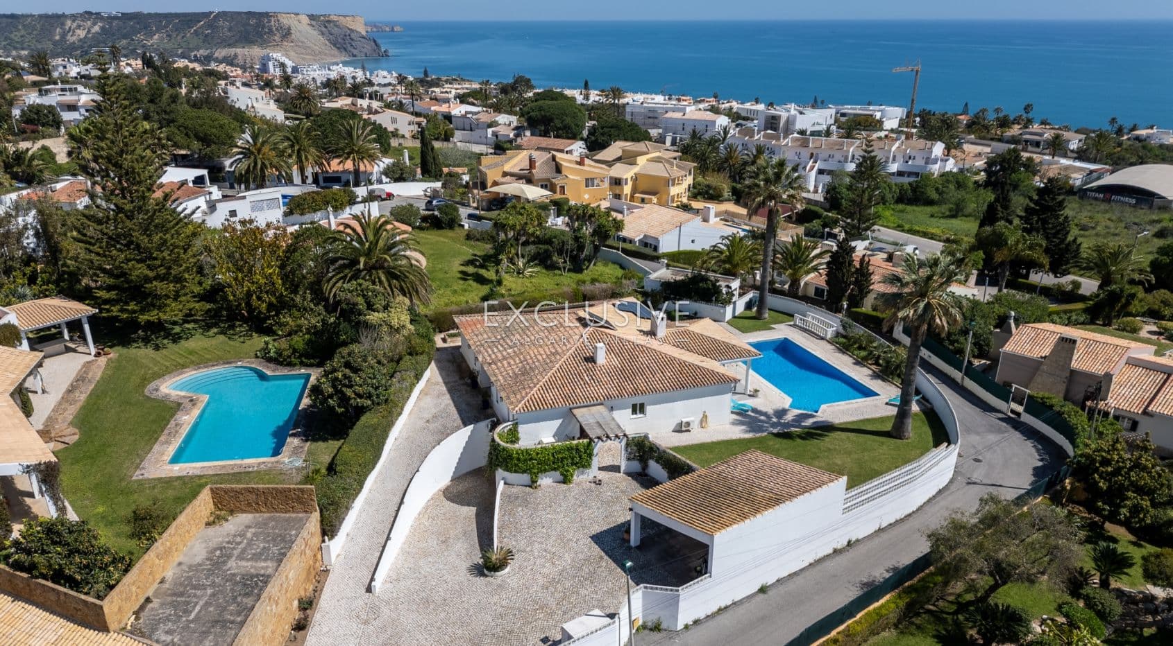 Einstöckige Villa mit Meerblick in Praia da Luz, Lagos, Algarve