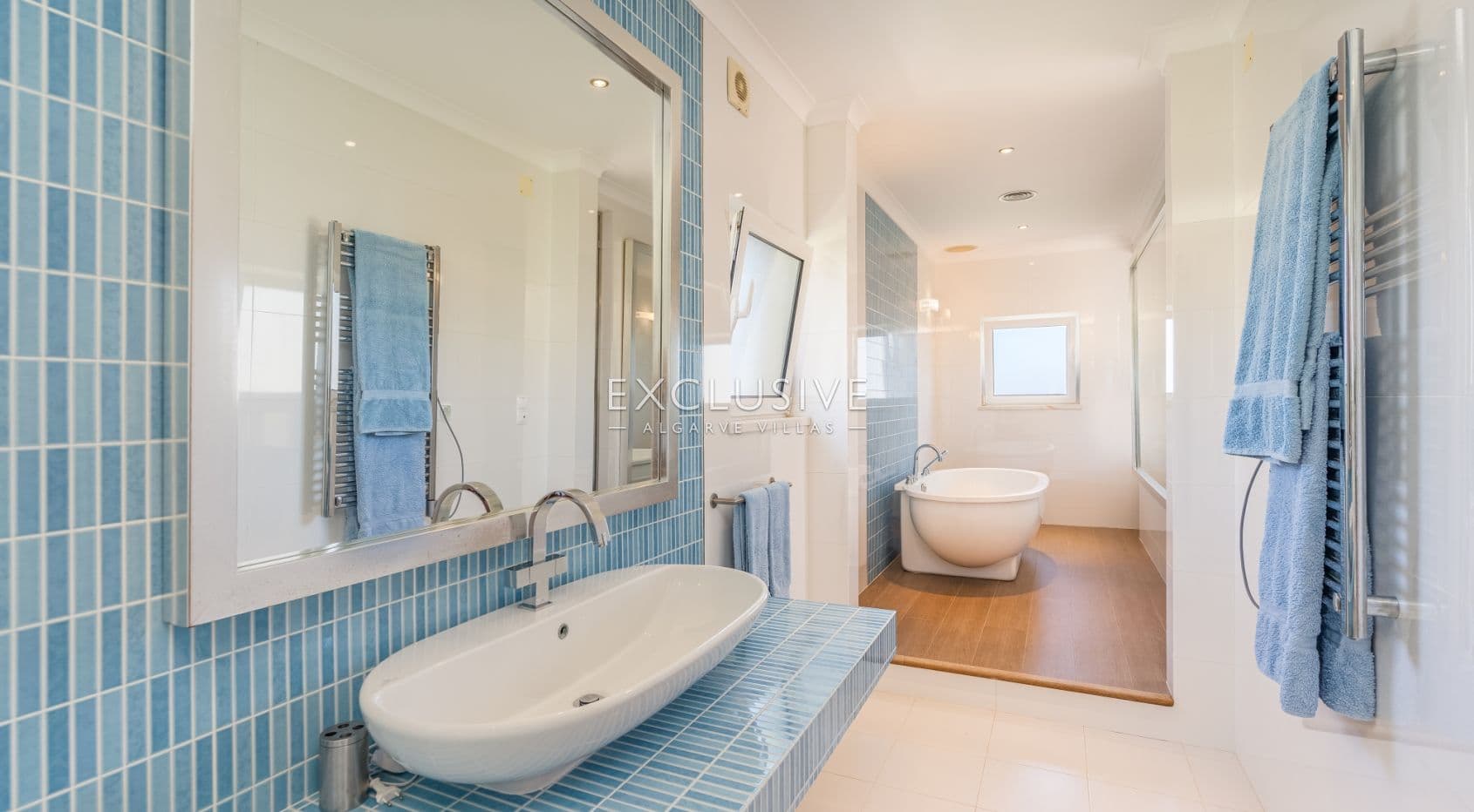 Luxury Coastal Villa with Panoramic Views in Western Algarve Natural Park
