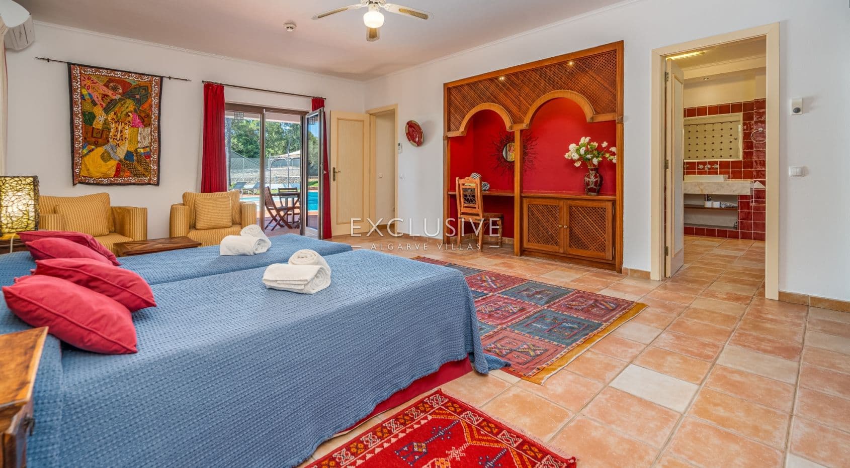 7 Bedroom Villa with Pool and Tennis Court in Carvoeiro with rental income