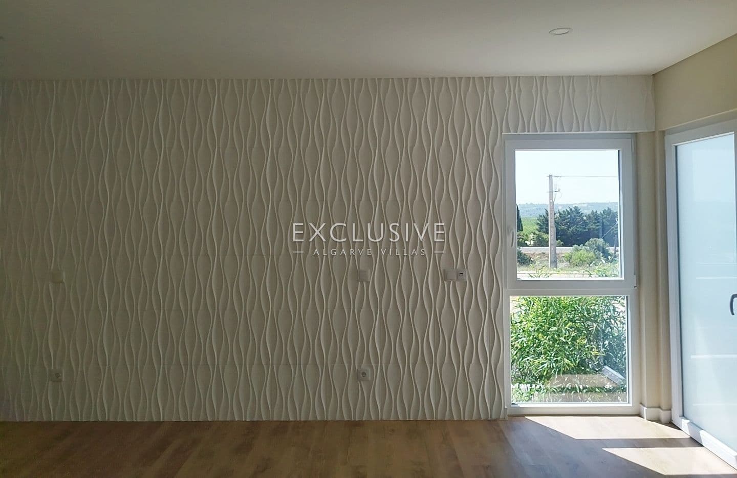 Vente Villa contemporaine neuve de 3 chambres avec piscine et garage, Central Algarve