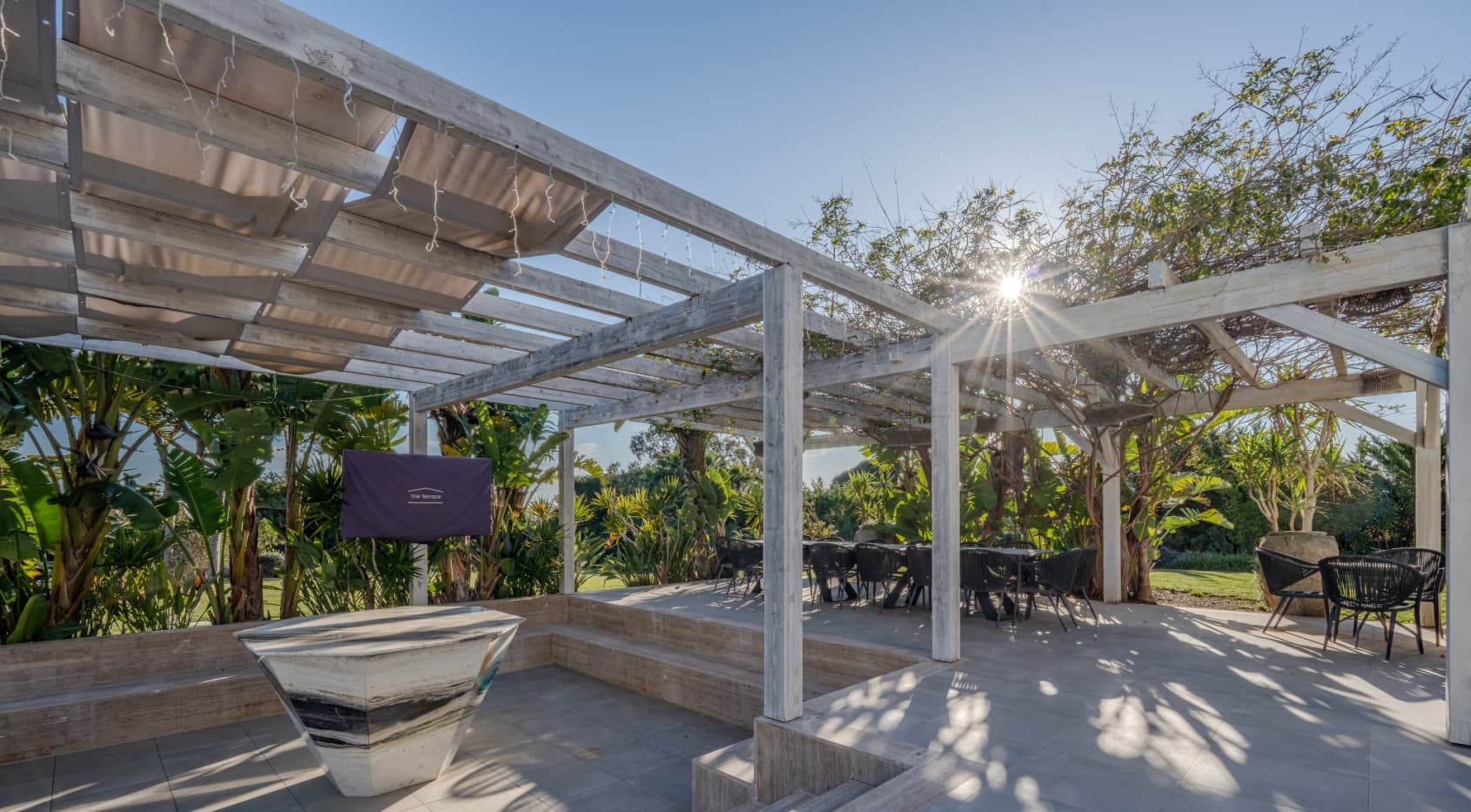 Sophisticated 5+3 Bedroom Villa in Vilamoura’s Prestigious Pinhal Velho