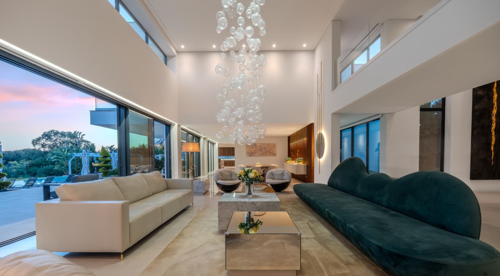 Sophisticated 5+3 Bedroom Villa in Vilamoura’s Prestigious Pinhal Velho