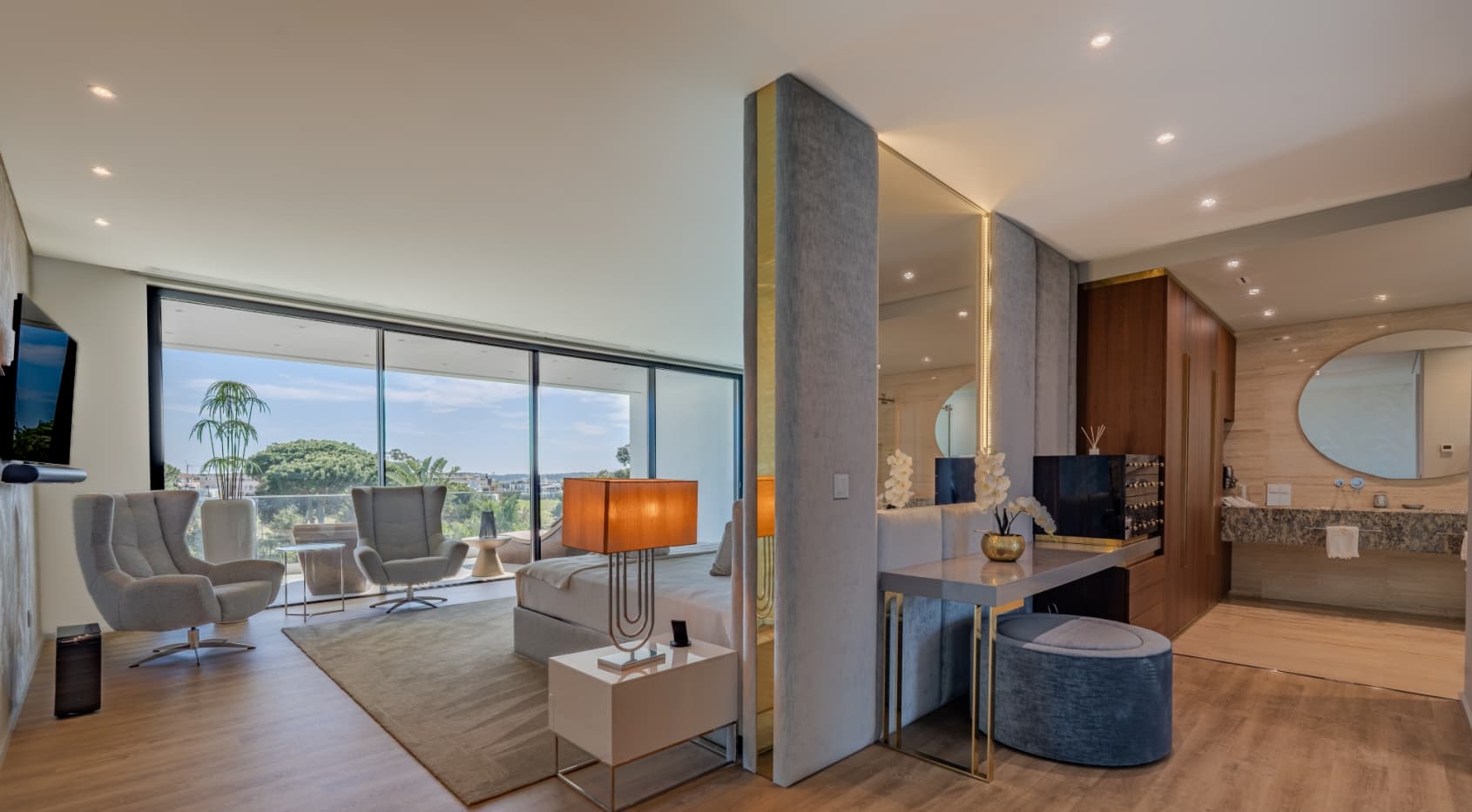 Sophisticated 5+3 Bedroom Villa in Vilamoura’s Prestigious Pinhal Velho