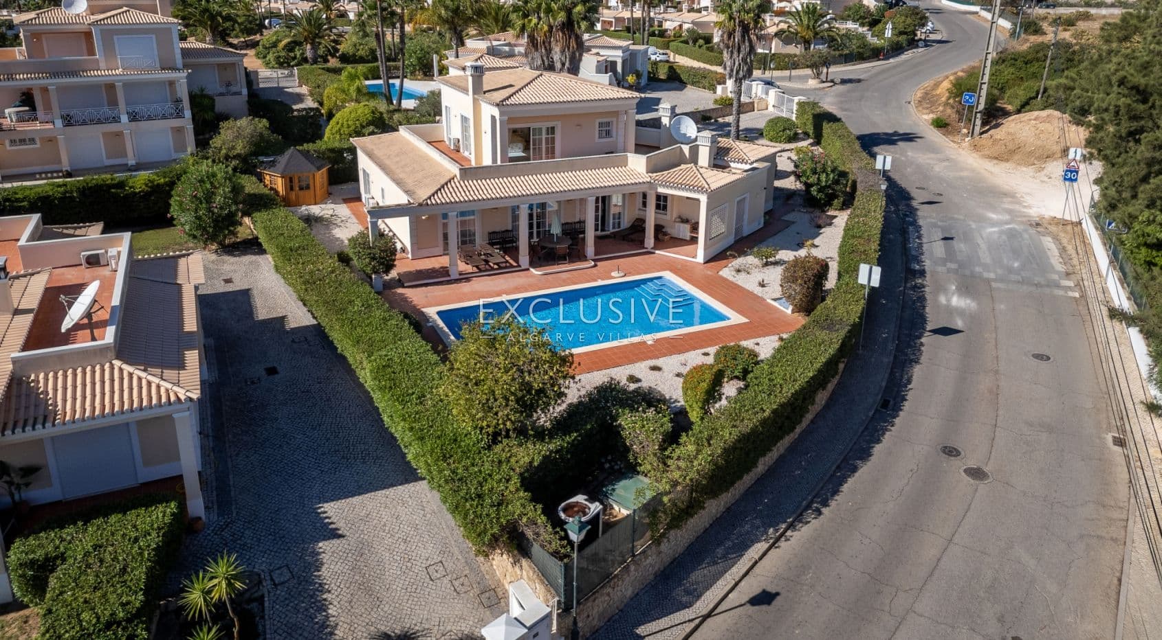 3 Bedroom sea view villa near Alfanzina, Carvoeiro