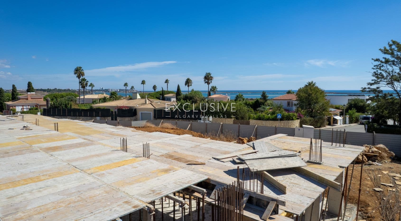 5 bedroom Luxury Contemporary Villa in the Western Algarve