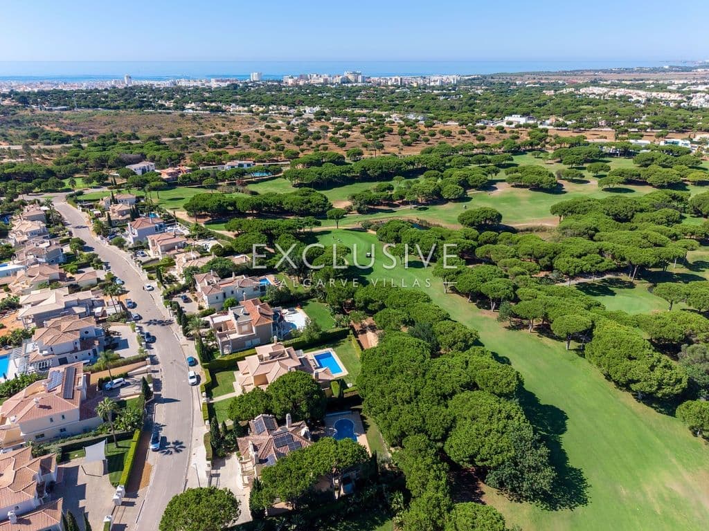 4 + 2 Bedroom Villa Vila Sol Resort Vilamoura, Central Algarve