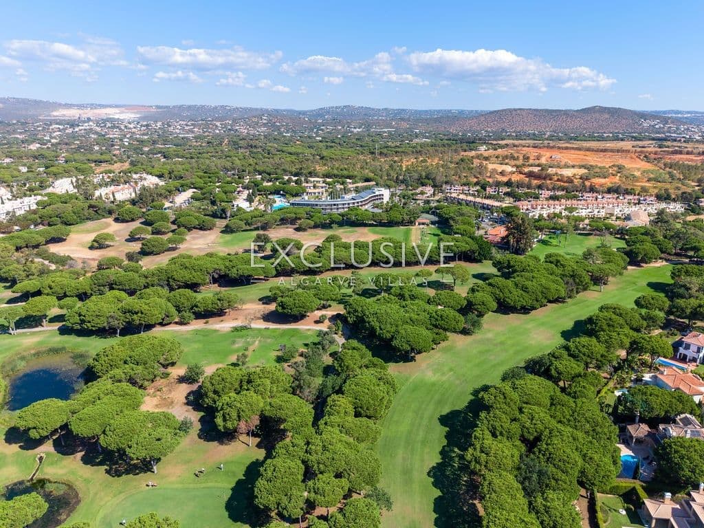 4 + 2 Bedroom Villa Vila Sol Resort Vilamoura, Central Algarve