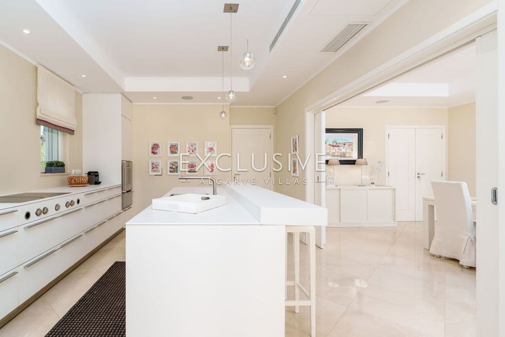 4 + 2 Bedroom Villa Vila Sol Resort Vilamoura, Central Algarve