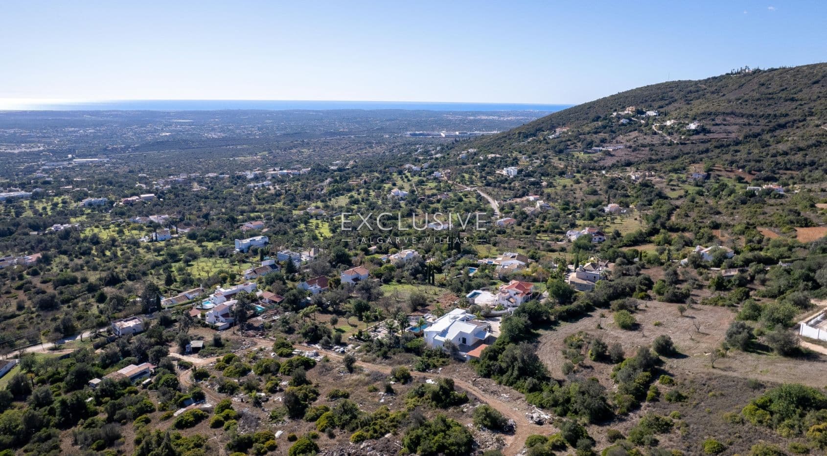 Villa Sta Barbara de Nexe, umgebaut mit fantastischem Küstenblick über die Algarve