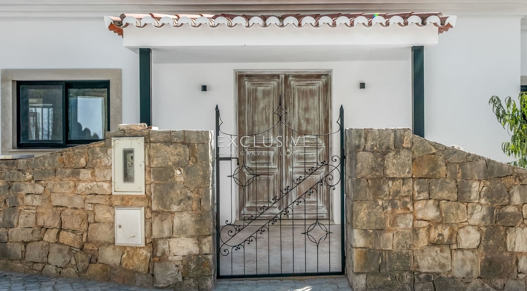 Villa Sta Barbara de Nexe, umgebaut mit fantastischem Küstenblick über die Algarve