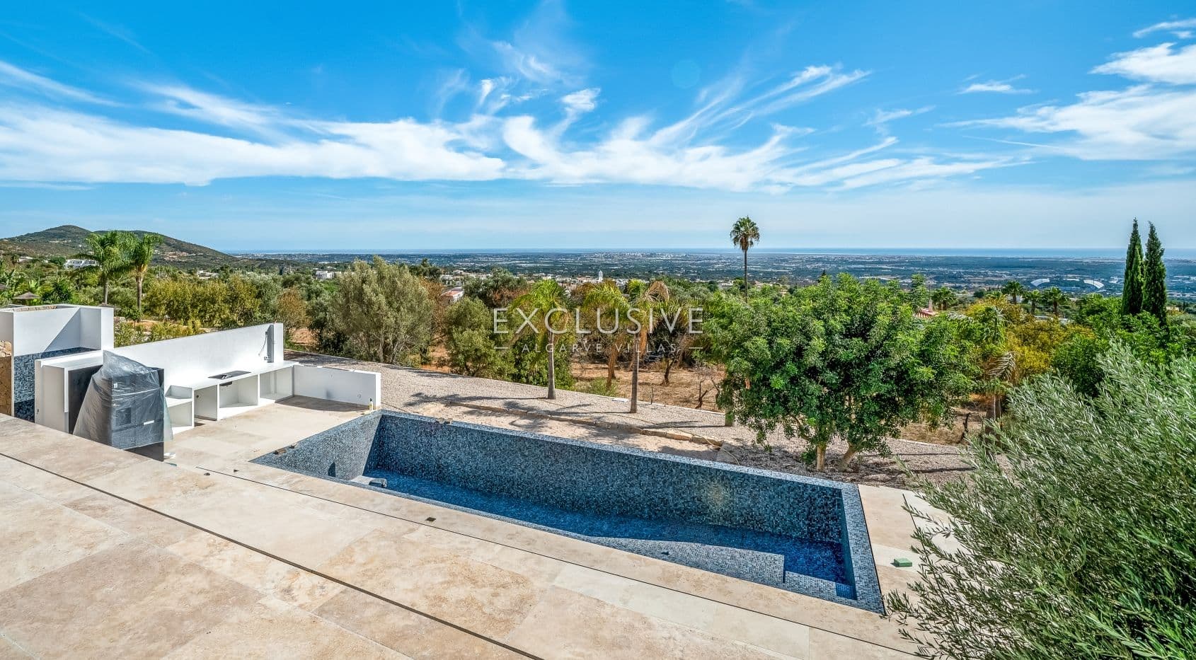 Villa Sta Barbara de Nexe, umgebaut mit fantastischem Küstenblick über die Algarve