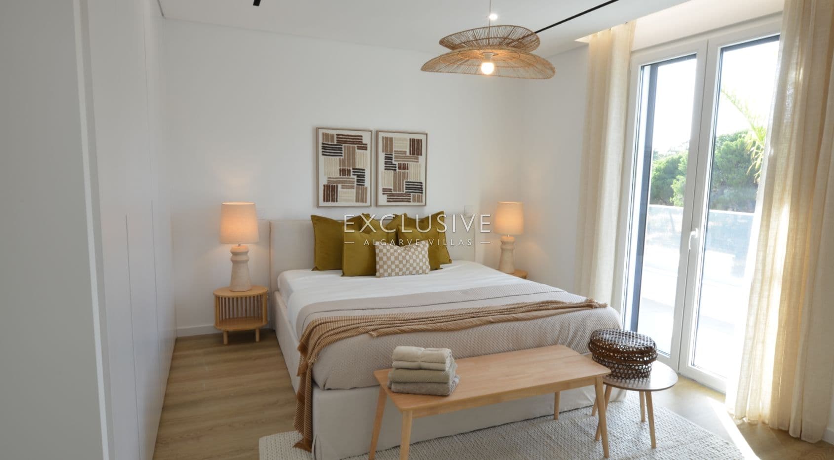 Moradias novas e modernas V3, que combinam elegância e conforto, em Quarteira
