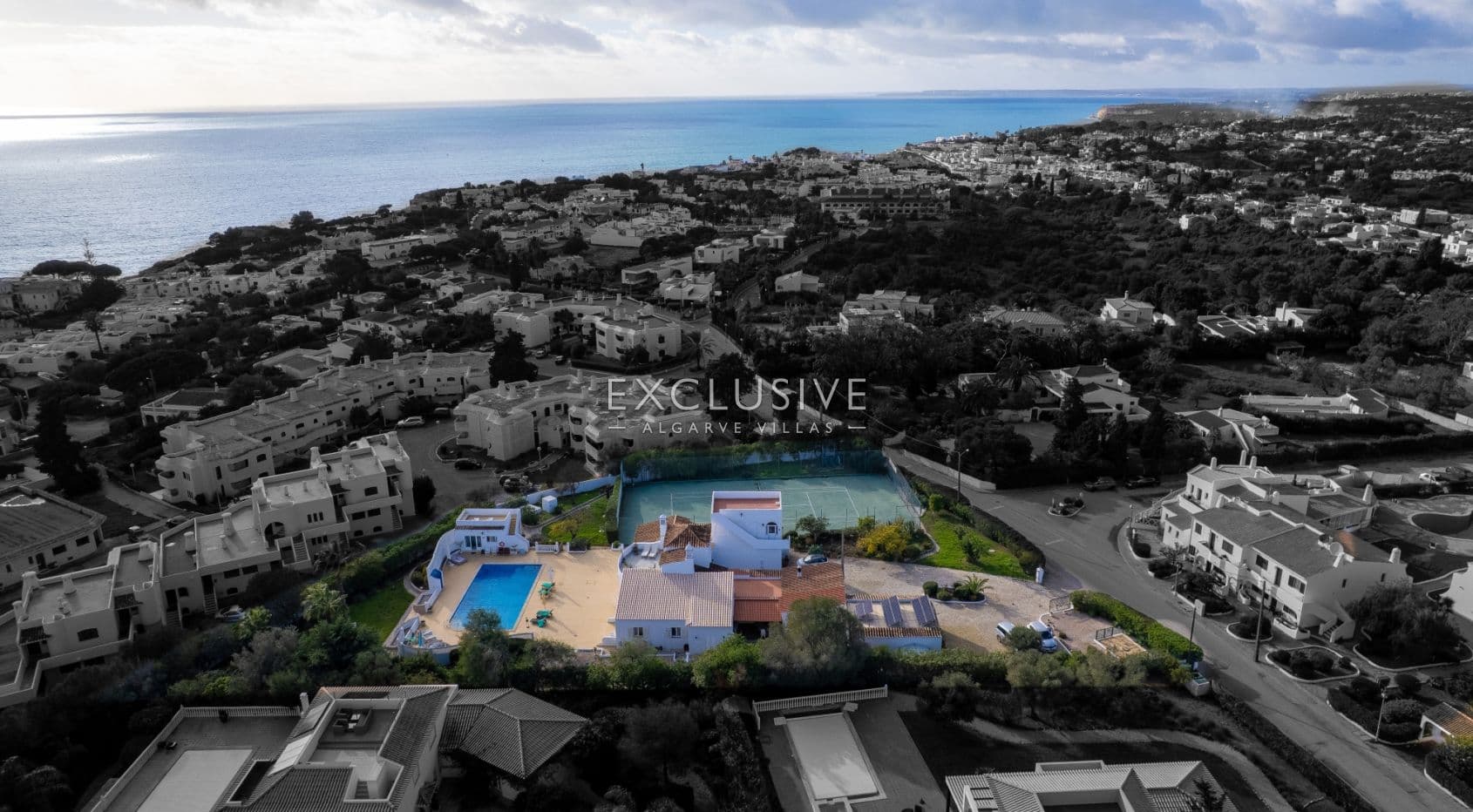 Panoramic Sea-View Villa in Carvoeiro — 6 Bedrooms, Heated Saltwater Pool, Tennis Court & Walk to To