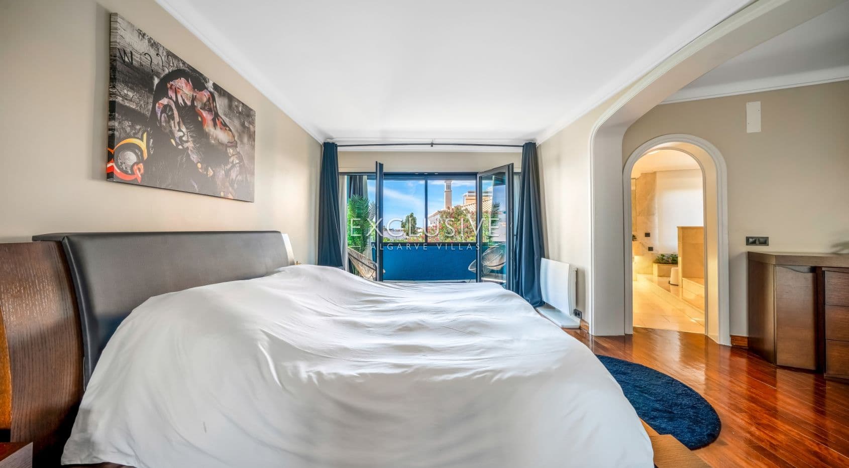 een monumentaal verblijf met 6+2 slaapkamers in het hart van de Algarve