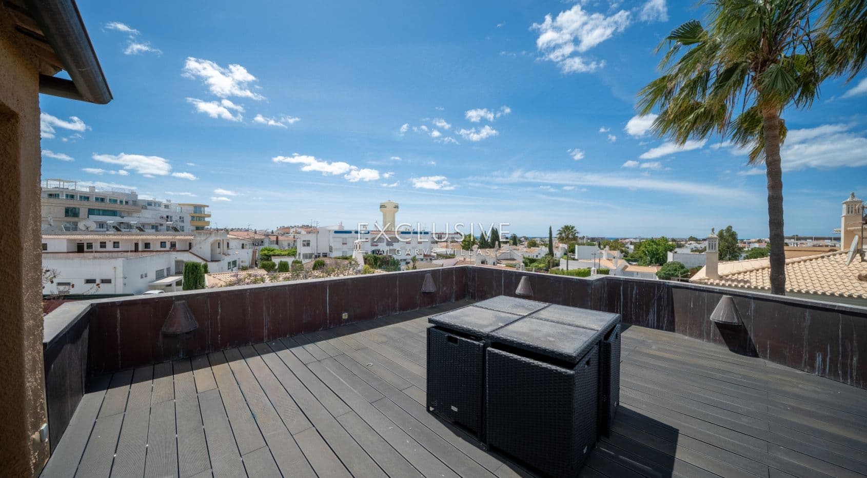 een monumentaal verblijf met 6+2 slaapkamers in het hart van de Algarve