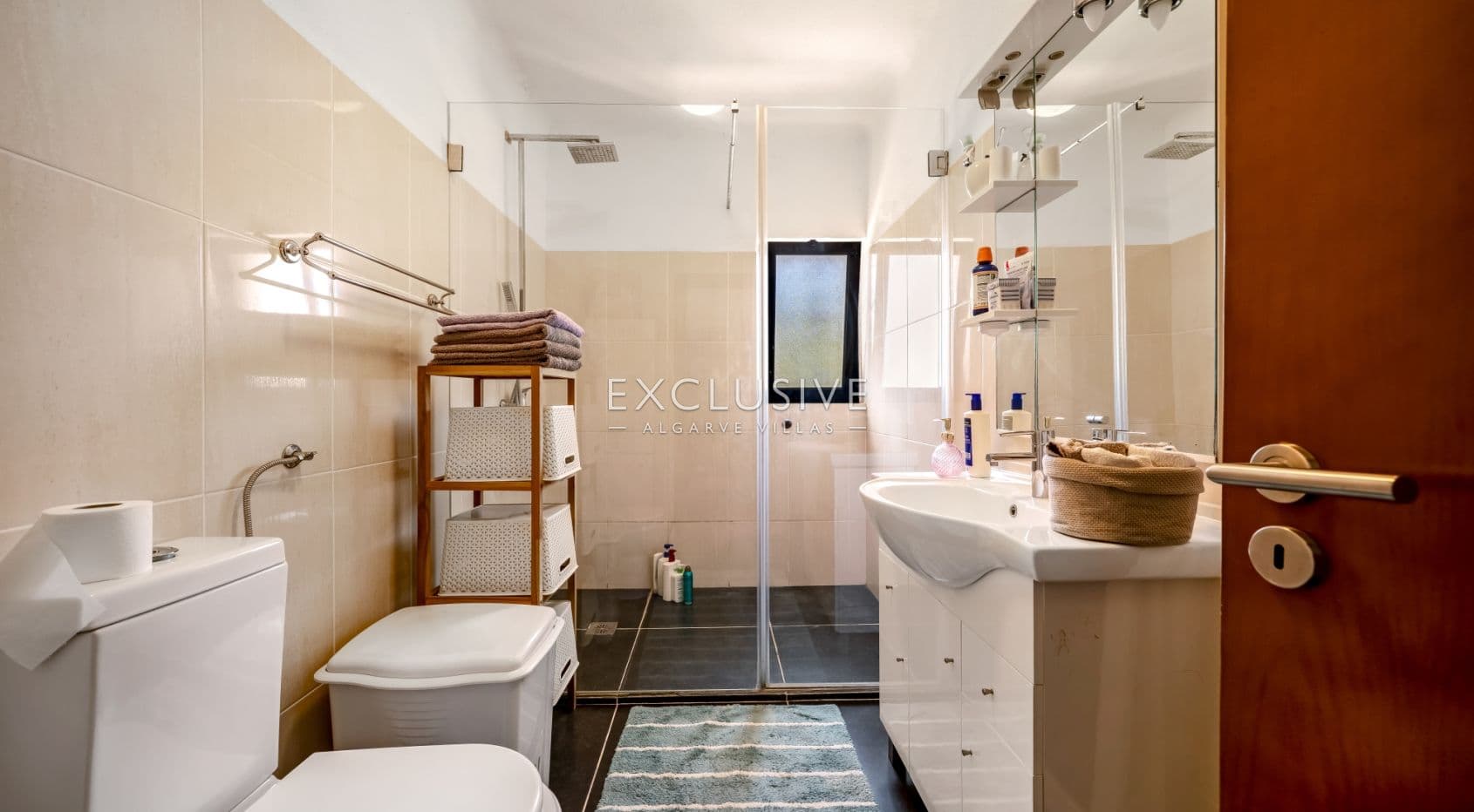 Buy a Country Estate with Stables and Riding Arena in Quarteira, Algarve